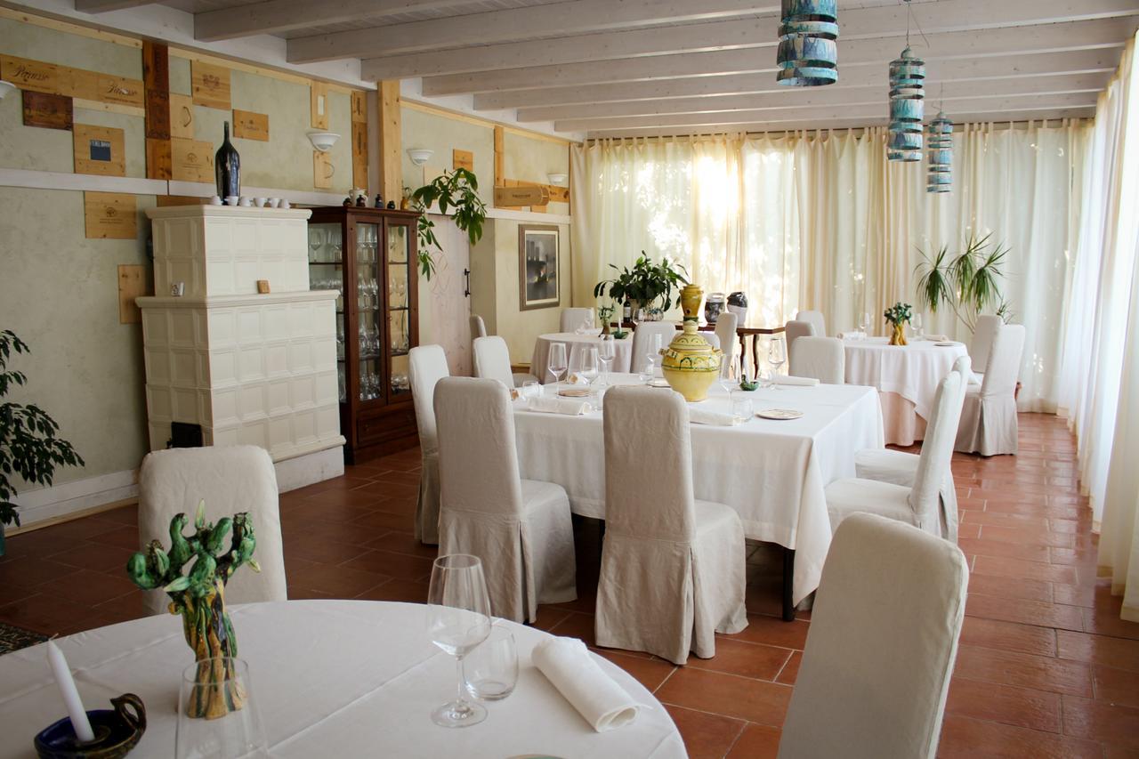 Locanda Belvedere Saludecio Buitenkant foto